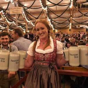 Meet your Posher, Kelly